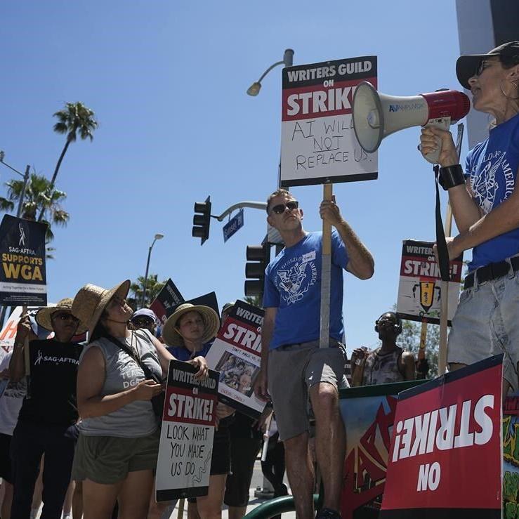 'Please regulate AI:' Artists push for U.S. copyright reforms but tech industry says not so fast